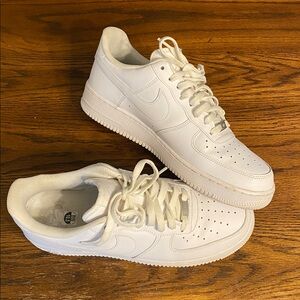 Nike Men’s Triple White Air Force 1 Low Size 10.5